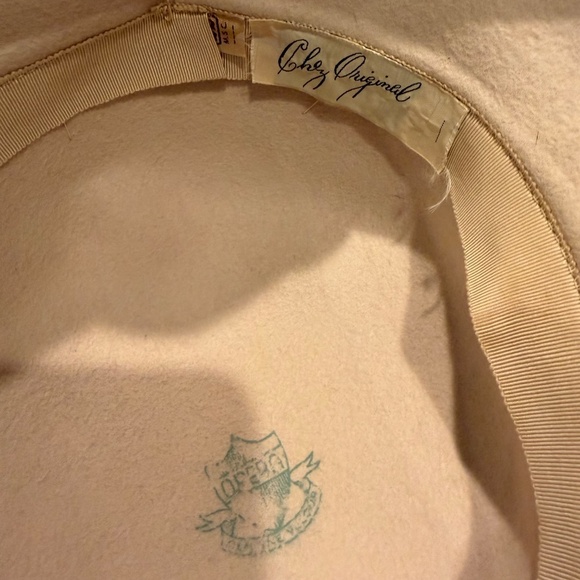 VINTAGE 60s Chez Original 100% Wool Felted Rhinestone Cream Opera Cocktail Hat